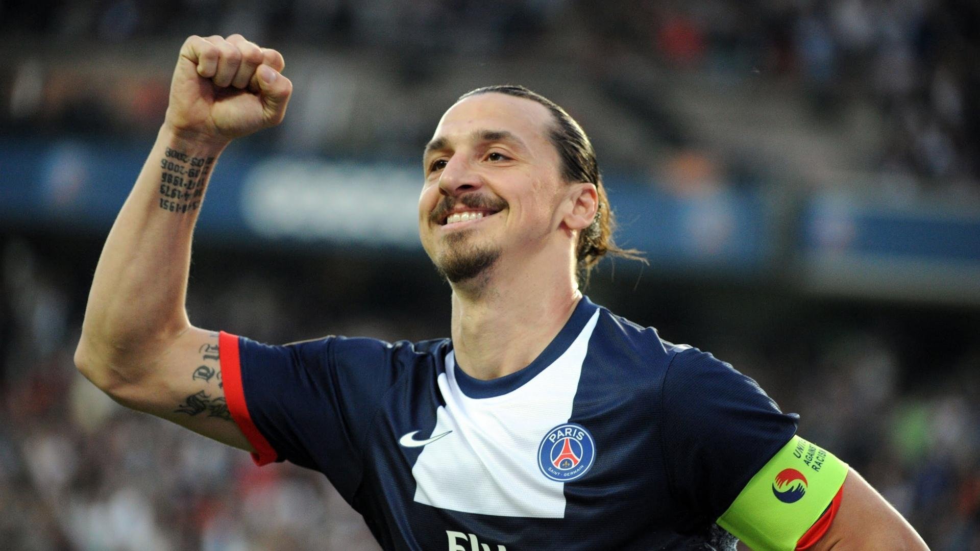 弗朗索瓦·霍尔茨豪伊泽:攻守兼备,成就南非队最佳全能选手,弗雷德·霍伊尔